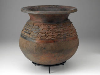 Water Vessel with Lizards (kuh mendzo)